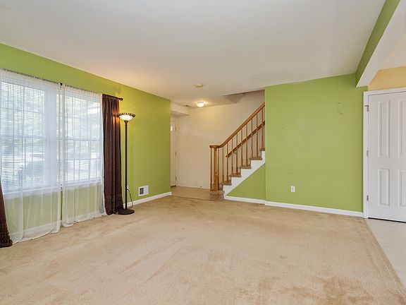 4th image of 32B Henry St #32B