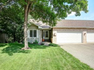6871 Stonewood Ct, Eden Prairie, MN 55346