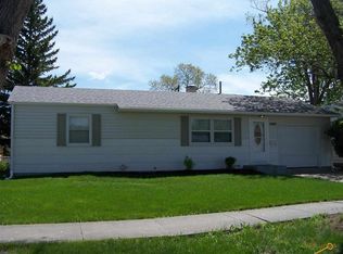 3212 Cypress St, Rapid City, SD 57701
