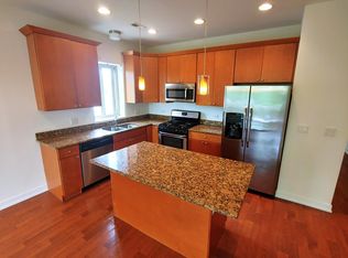 6973 N Ashland Blvd APT 3N, Chicago, IL 60626