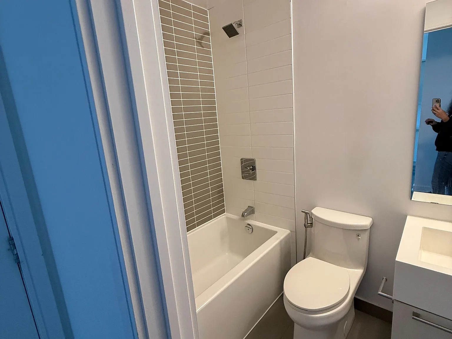 1 bed, $2,200 — Photo 3