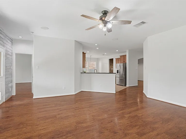 11126 Celano Dr — Photo 12