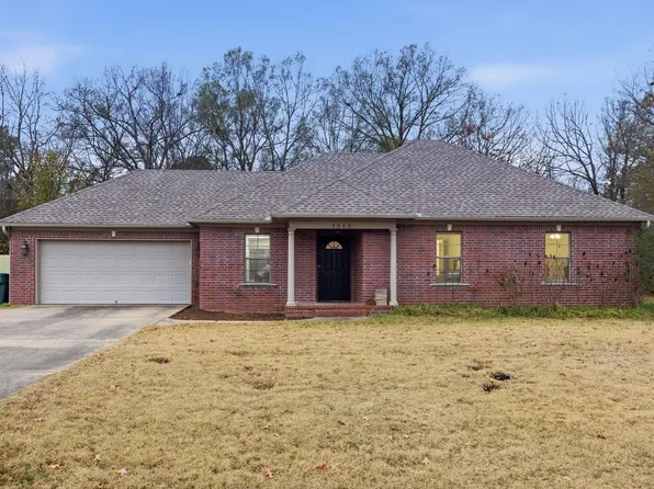 1365 Woodside Dr, Conway, AR 72032