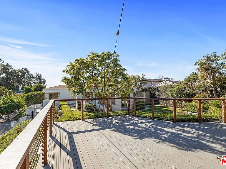 486 Denslow Ave — Photo 28