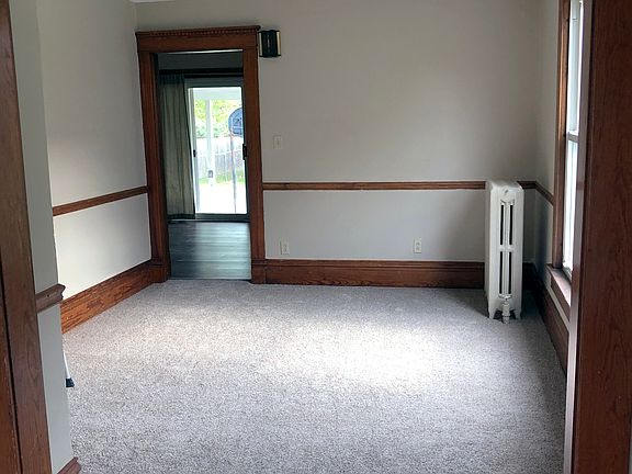 3rd image of 123 Washington Ave
