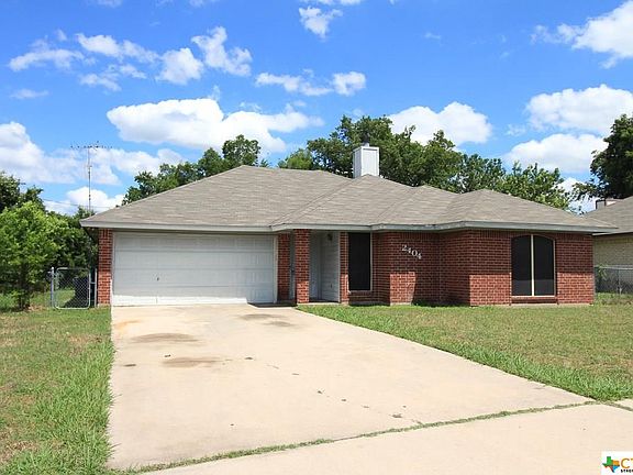 2nd image of 2404 Sherman Dr
