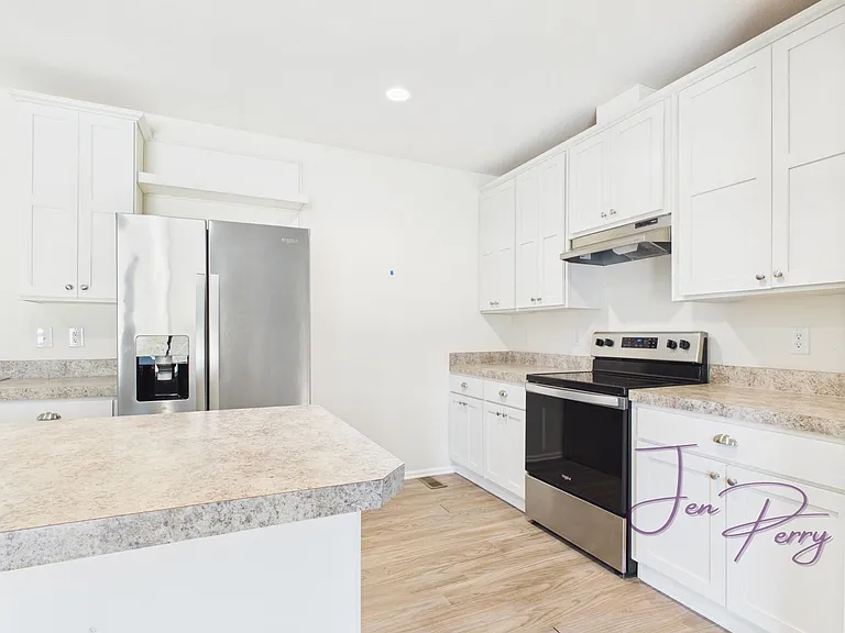 7420 Guide Meridian — Photo 5
