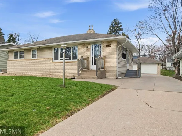 1769 Lake St, Lauderdale, MN 55113