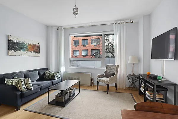 Sold by Compass | media 1