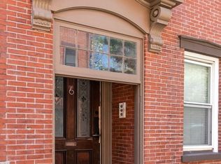 6 Centre Pl, Roxbury, MA 02119