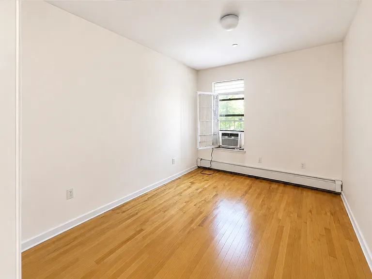 282 Saint James Pl #3 — Photo 13