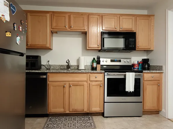 41 Walnut St Unit 44, Waltham, MA 02453