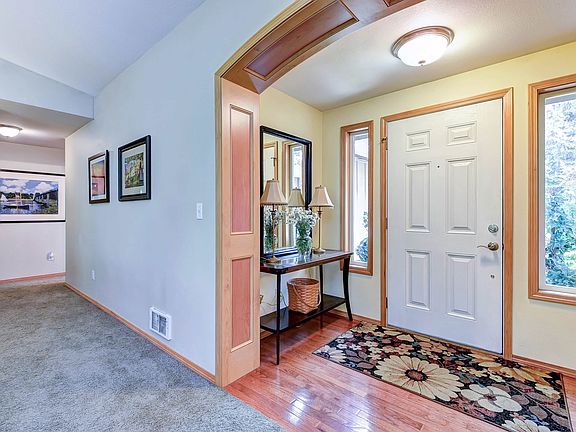 5th image of 9426 169th Ave NE