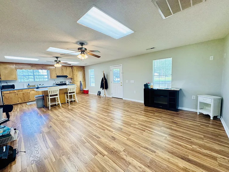 4052 Goff Rd — Photo 10