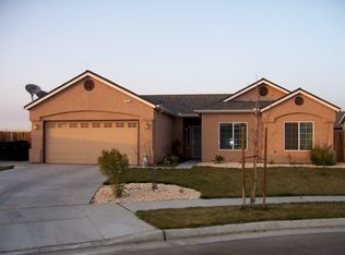 1666 Lime Cir, Lemoore, CA 93245