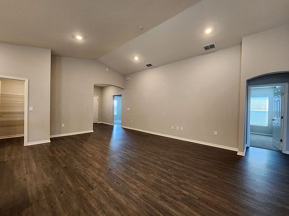 4th image of 3210 Costello Cir
