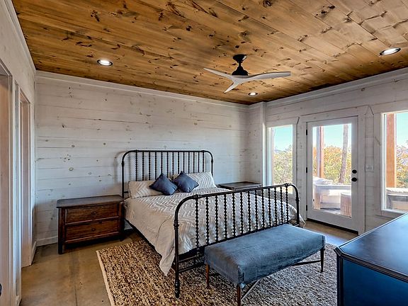 30th image of this home