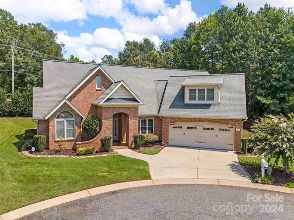 720 Splendid Meadows Way, Spartanburg, SC 29307