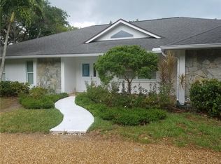 925 Tulip Ln, Vero Beach, FL 32963