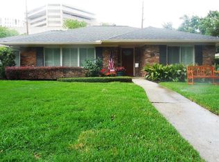 5603 Chevy Chase Dr, Houston, TX 77056