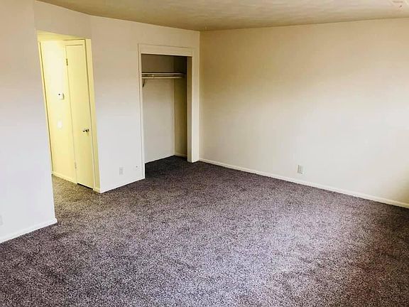 4th image of 1104 N 48th Ave APT 8