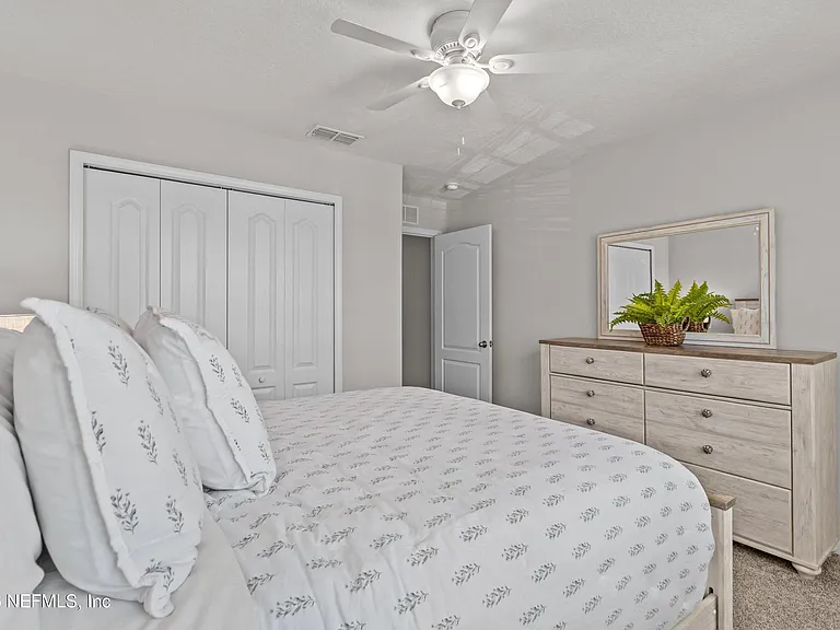30 Bush Pl — Photo 27