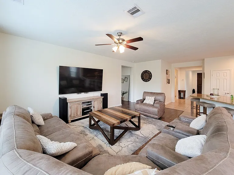 5046 Longlane Dr — Photo 11