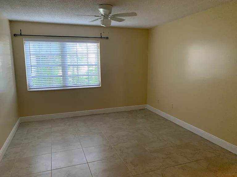 21121 SW 85th Ave #104 — Photo 9