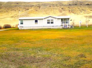 483 Broadway Ave E, Highwood, MT 59450