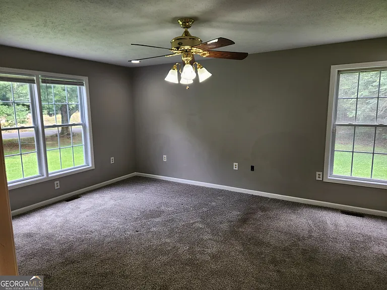 1077 Moran Lake Rd NE — Photo 9