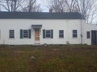 4 Chestnut St, Georgetown, MA 01833