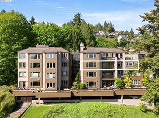616 NW Westover Ter, Portland, OR 97210