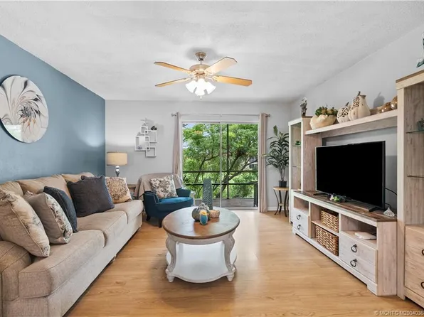 1957 SW Palm City Rd APT H, Stuart, FL 34994