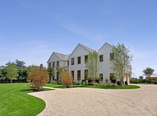 522 Wickapogue Rd, Southampton, NY 11968