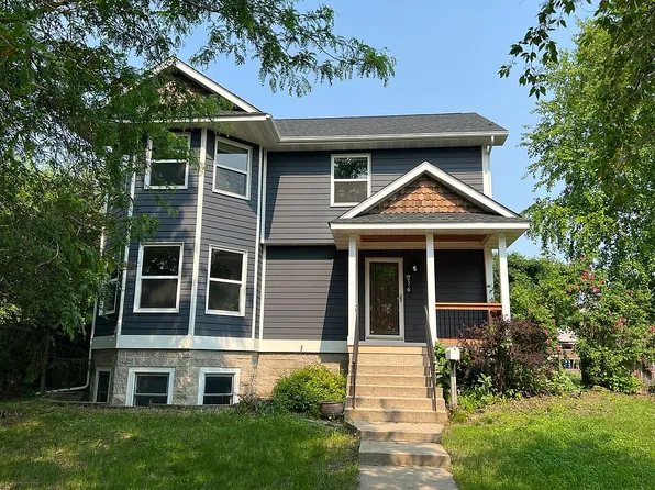 216 S 5th St, Saint Peter, MN 56082