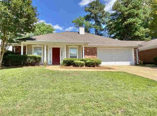 571 Acorn Ln, Brandon, MS 39047