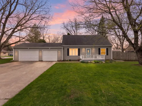 1102 W 14th St, La Porte, IN 46350