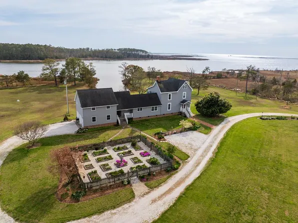 14258 Broadway Rd, Onancock, VA 23417