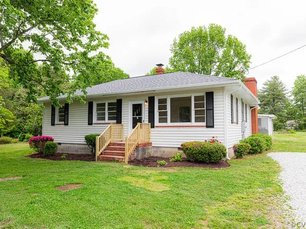 14042 W Patrick Henry Rd, Doswell, VA 23047