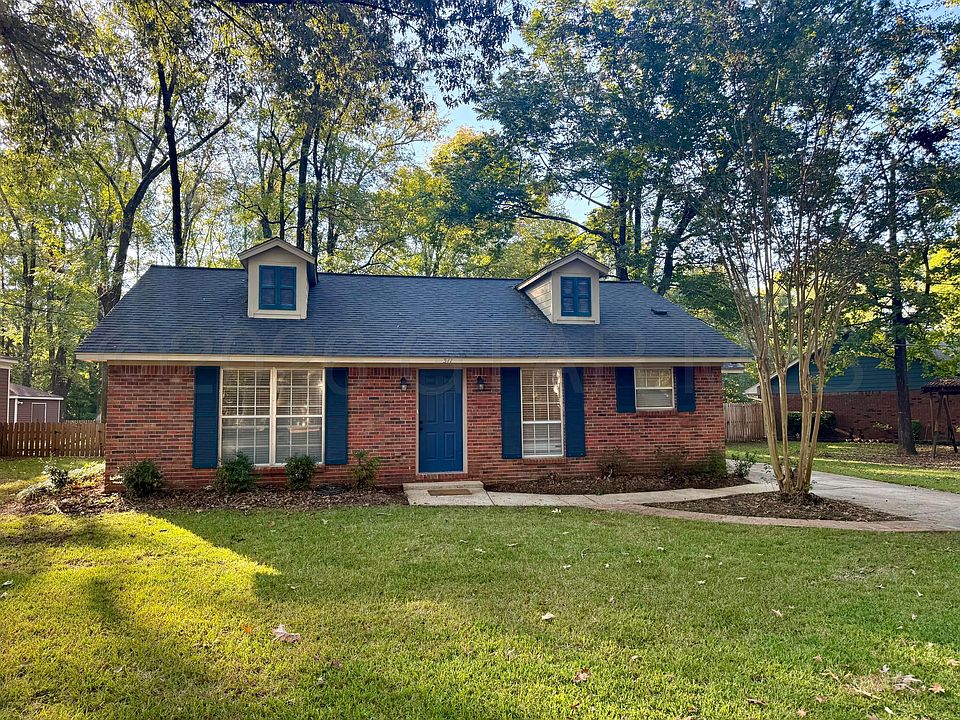 1st image of 311 Walnut Rd