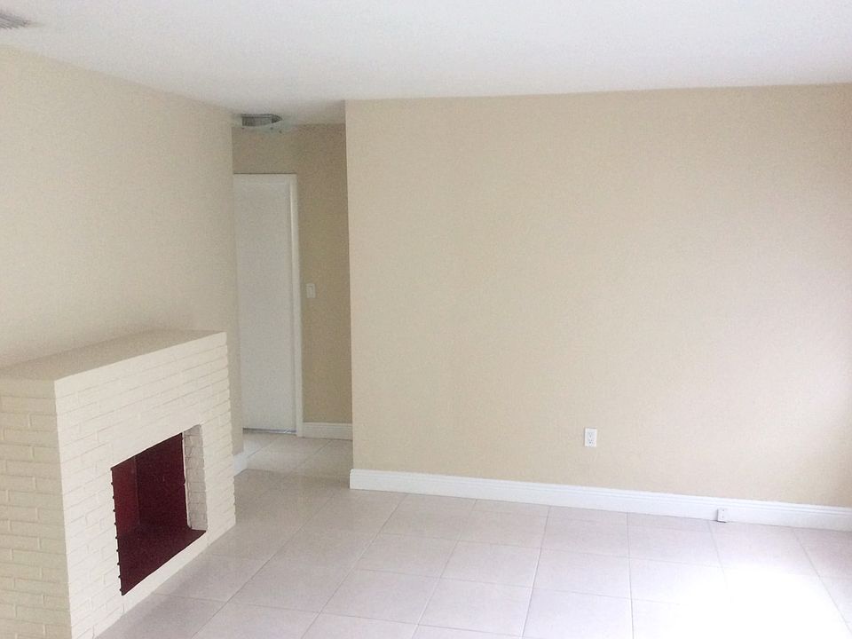2nd image of 6541 Thomas St