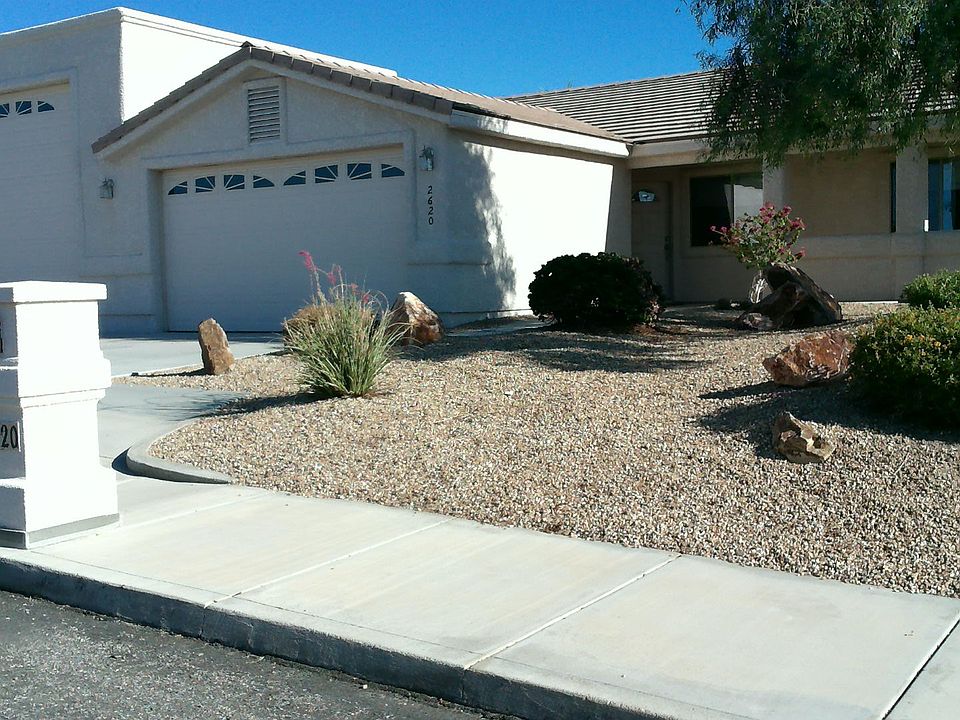 1st image of 2620 Palisades Dr