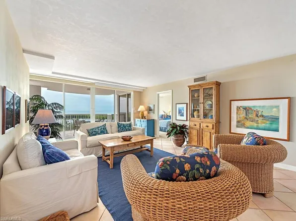 6849 Grenadier BLVD #802, NAPLES, FL 34108