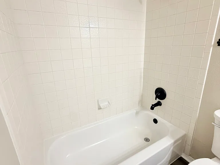 10107 Sunset Pl — Photo 24