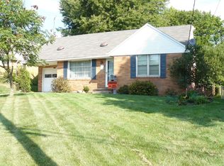 151 Hallum St SW, North Canton, OH 44720
