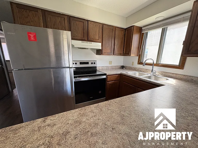 3600 S Cathy Ave #2 — Photo 5