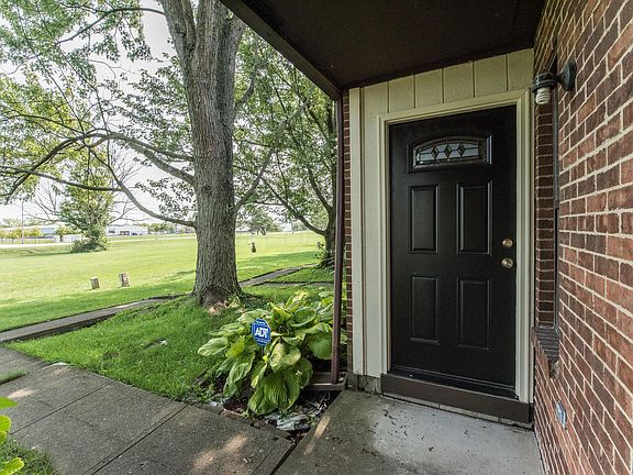 4th image of 1414 Bairstow Ct