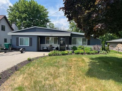 425 Iroquois Ave, Prudenville, MI, 48651