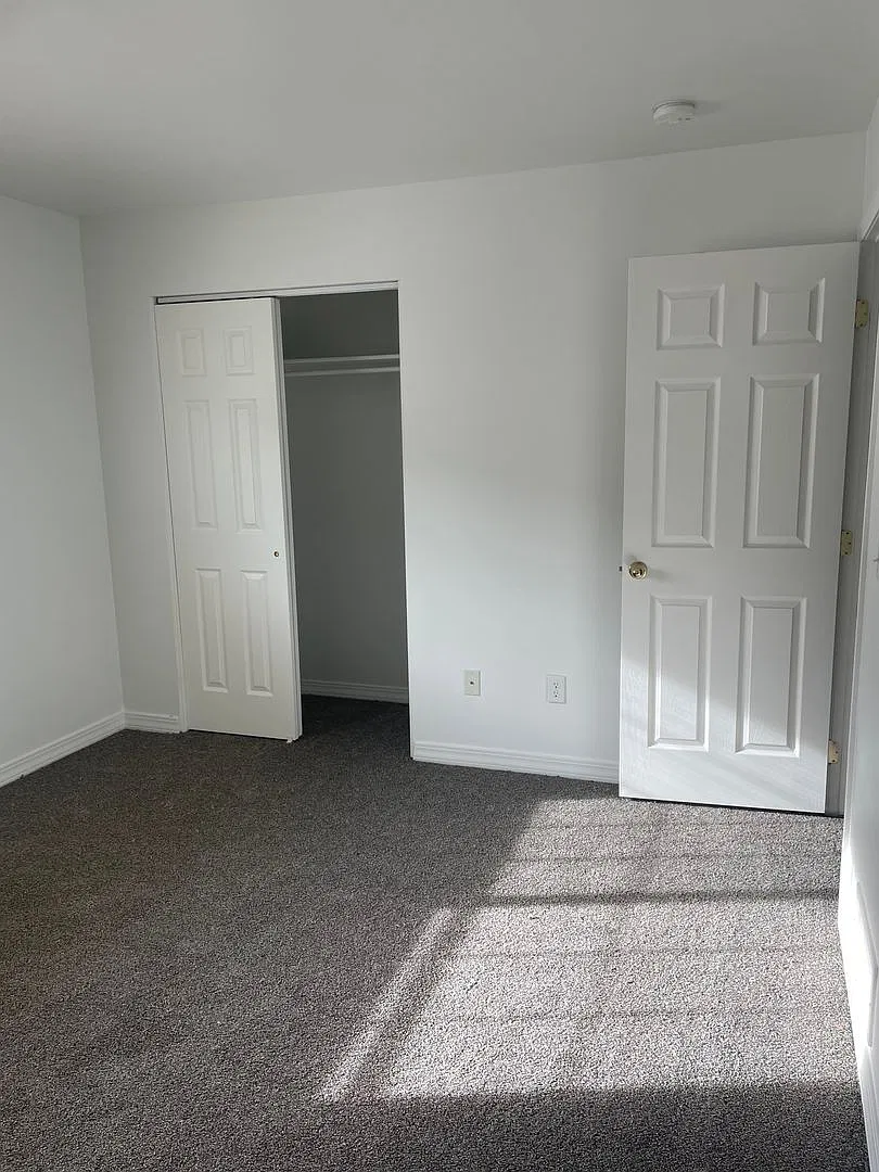 4014 Cheyenne Street Apartments — Photo 3