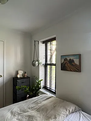 Rented by Crosstown Apartments NYC | media 9